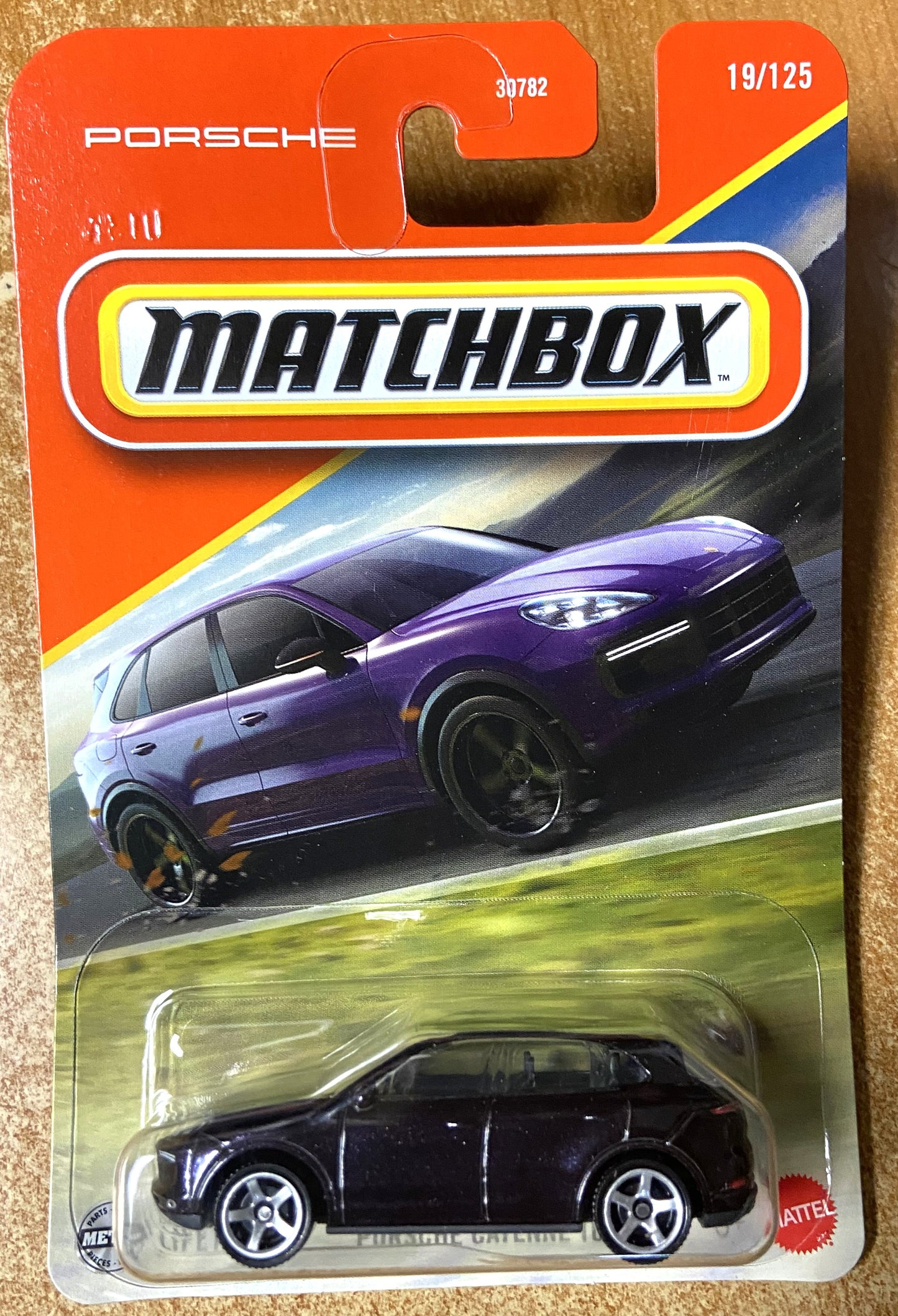 2025 Matchbox #19 Porsche Cayenne Turbo