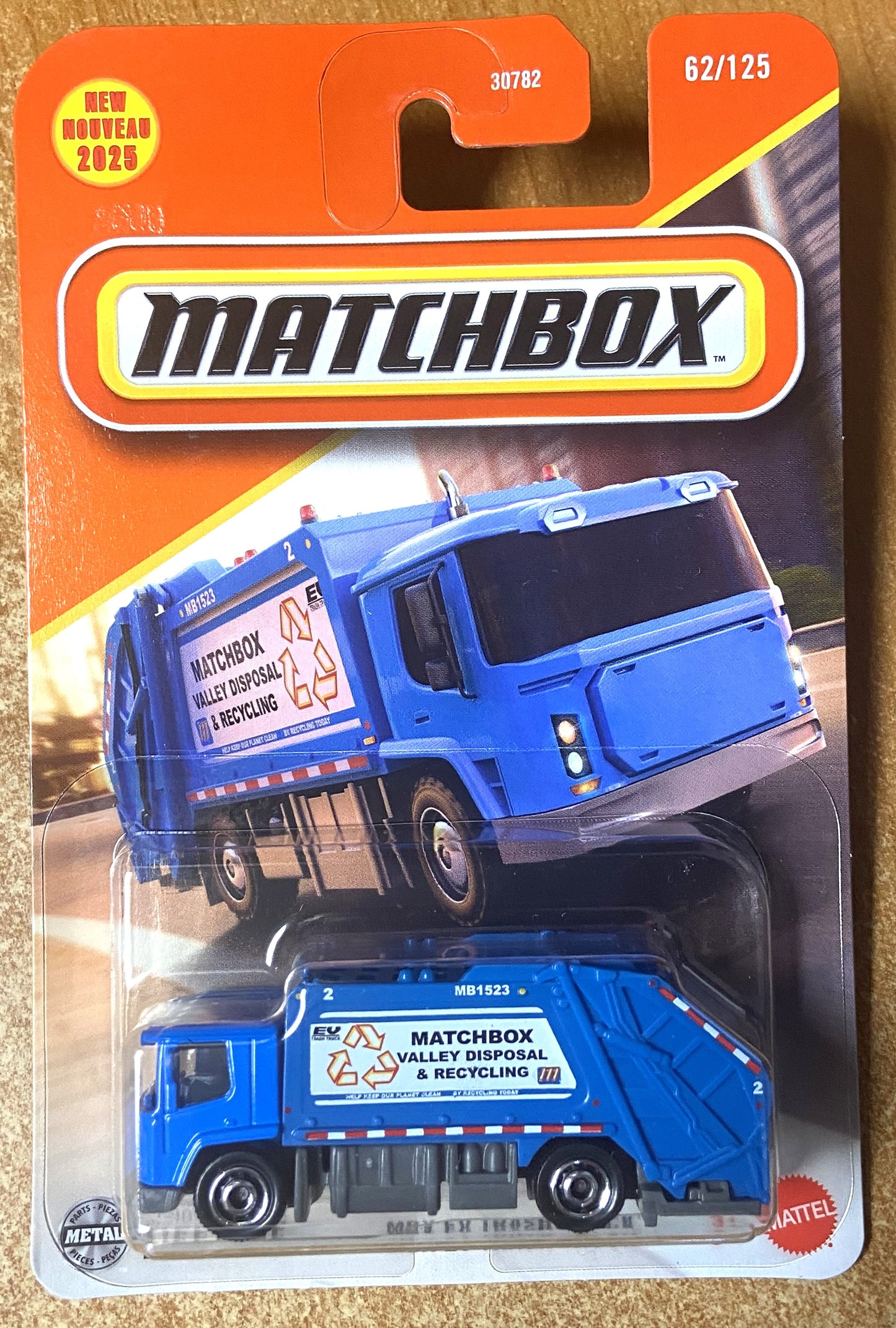 2025 Matchbox #62 MBX EV Trash Truck
