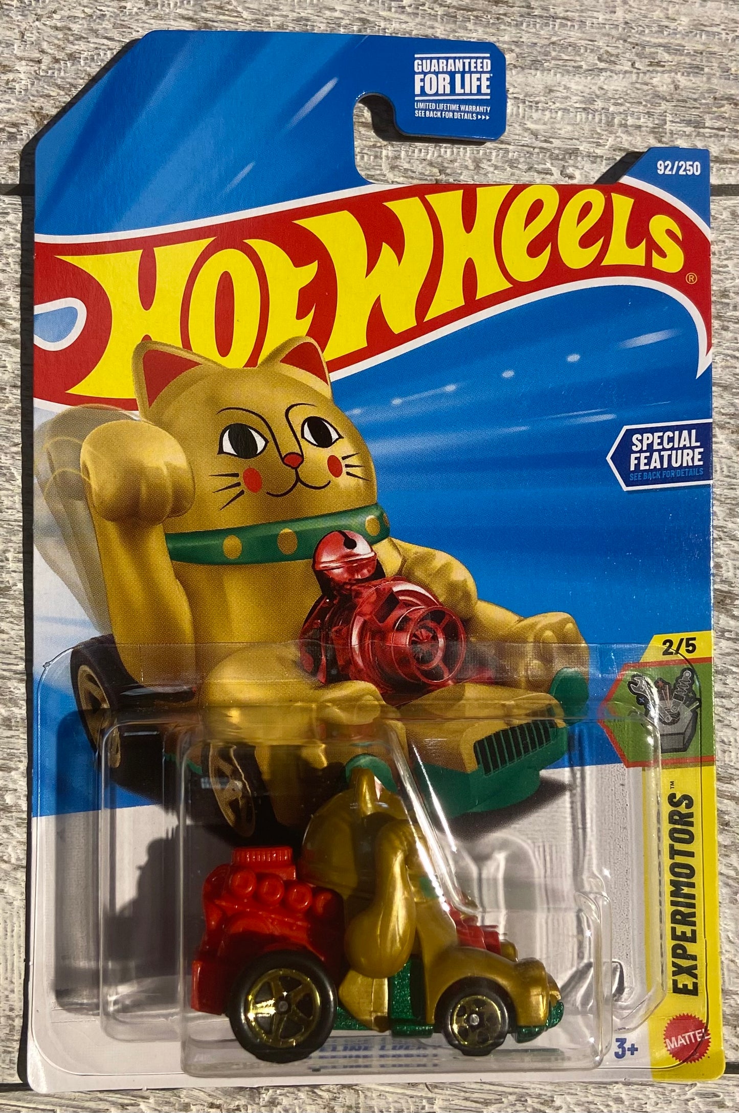 2026 Hot Wheels #92 Feline Lucky GOLD