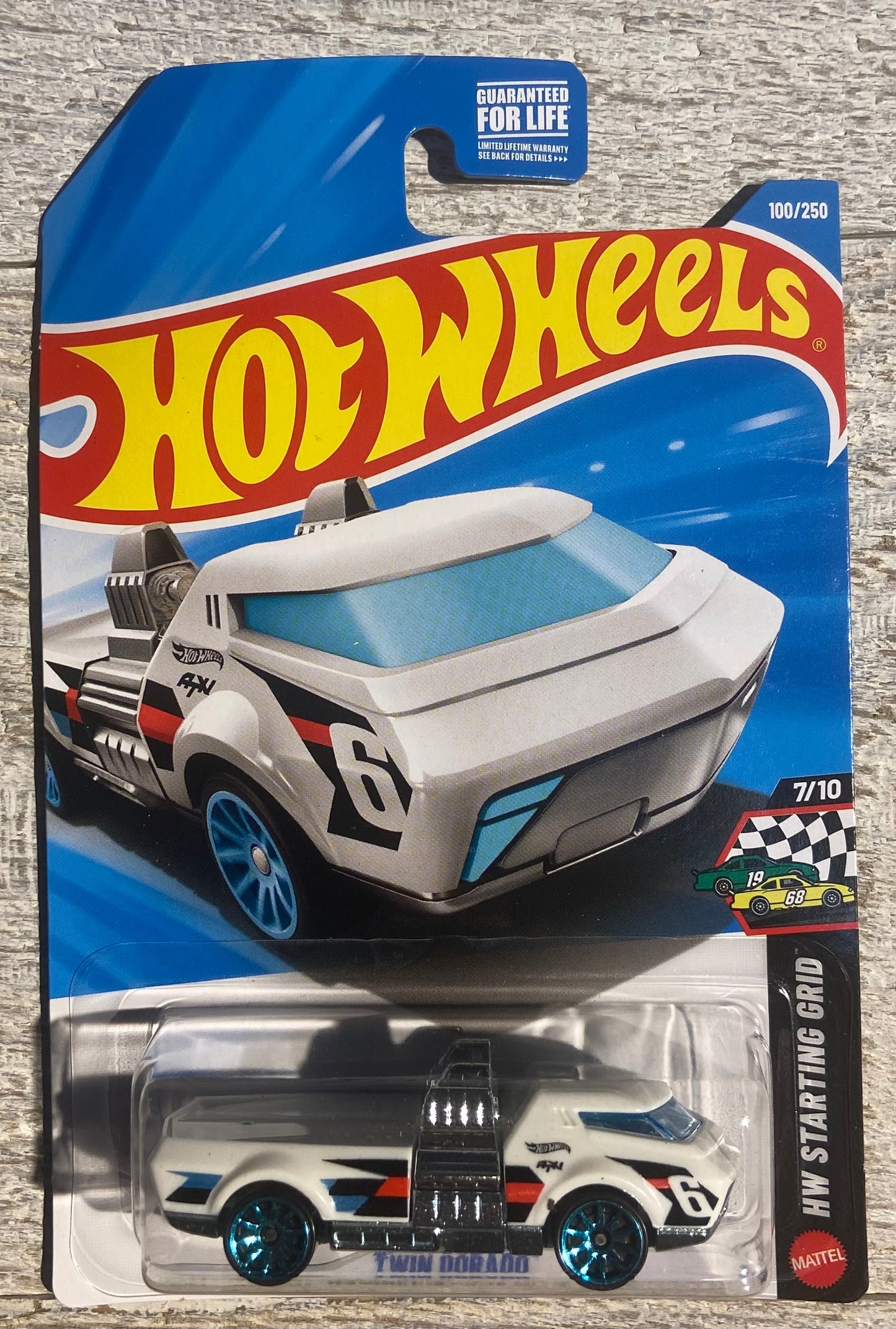 2026 Hot Wheels #100 Twin Dornado WHITE