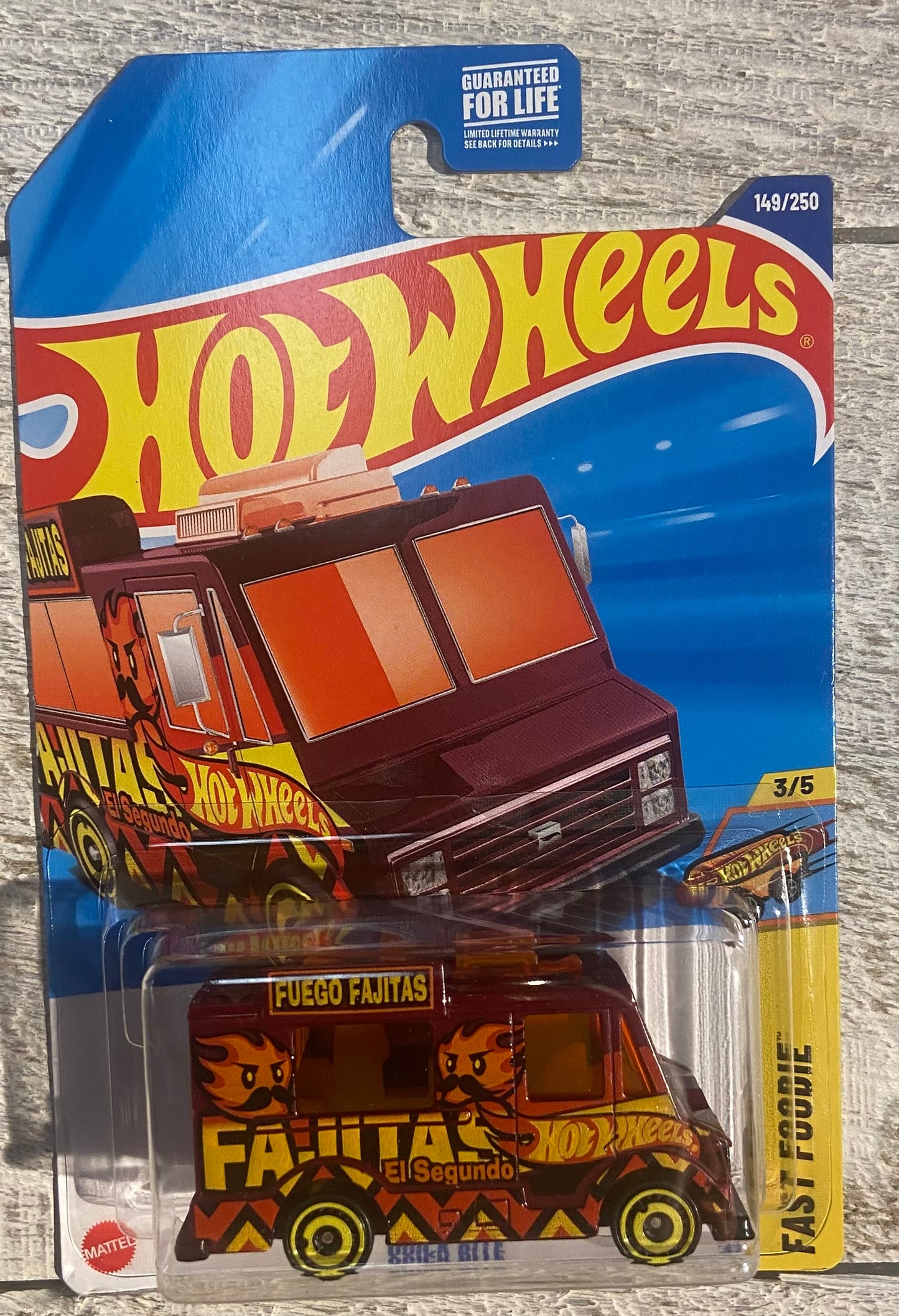 2025 Hot Wheels #149 Quick Bite RED