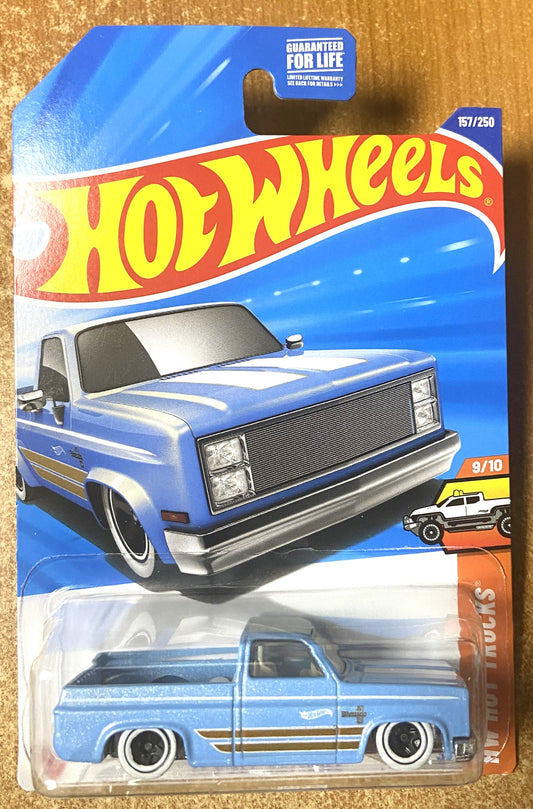 2025 Hot Wheels #157 83 Chevy Silverado BLUE