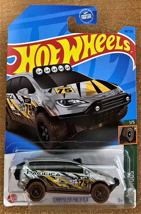 2023 Hot Wheels #88 Chrylser Pacifica SILVER