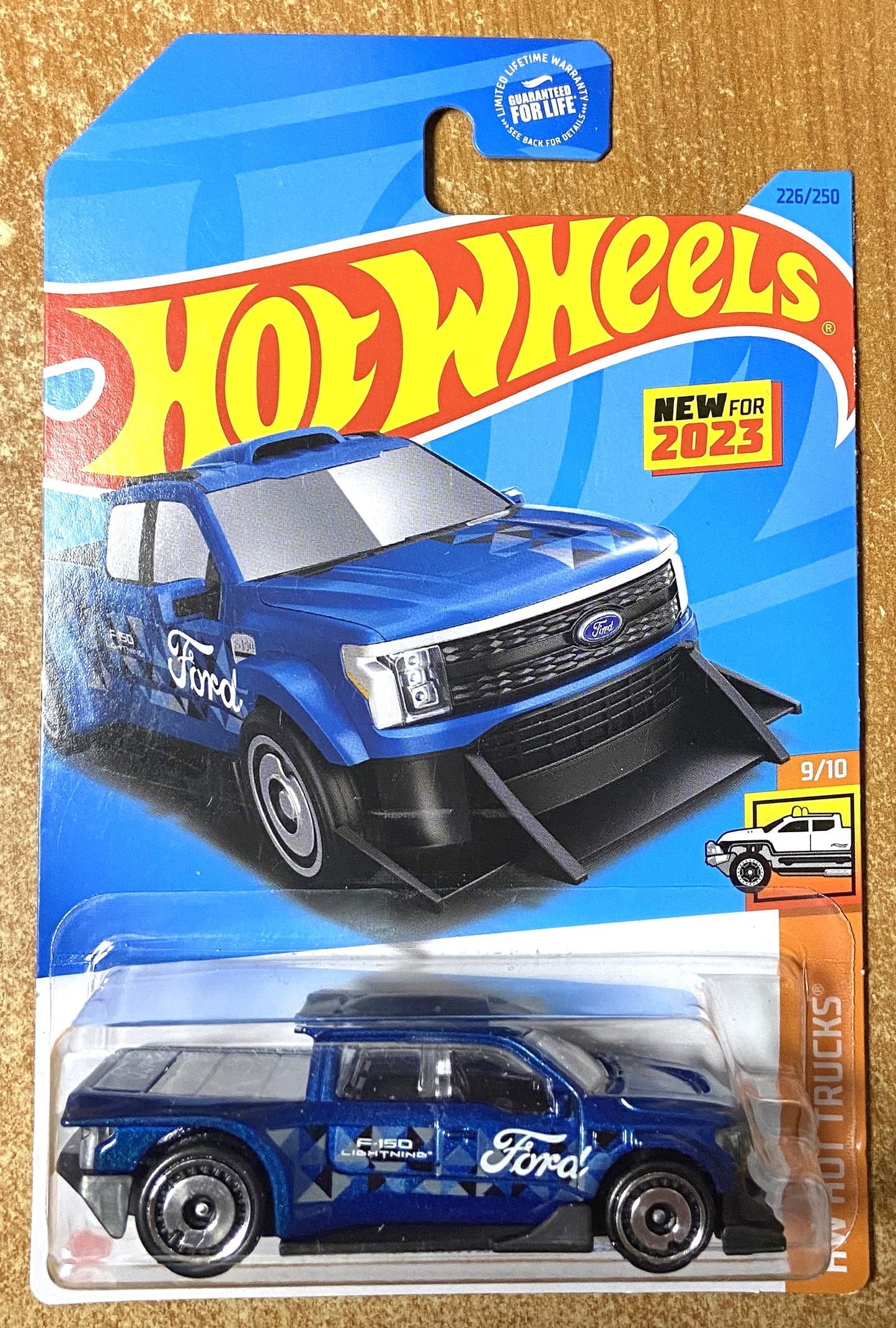 2023 Hot Wheel #226 Ford F-150 Lightning Custom BLUE