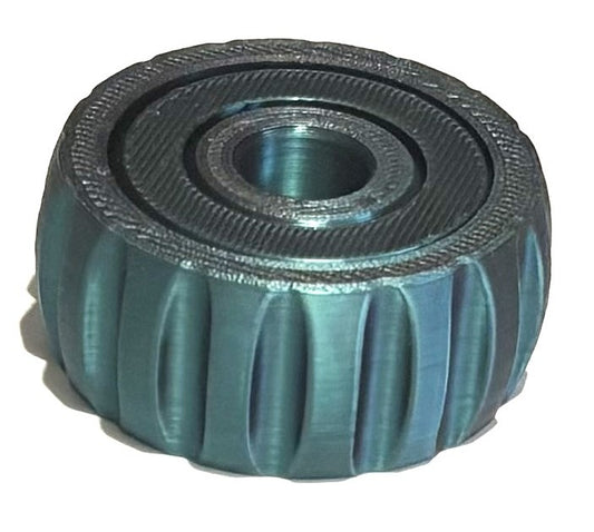 Gyro Spinner - 2" - Black / Green