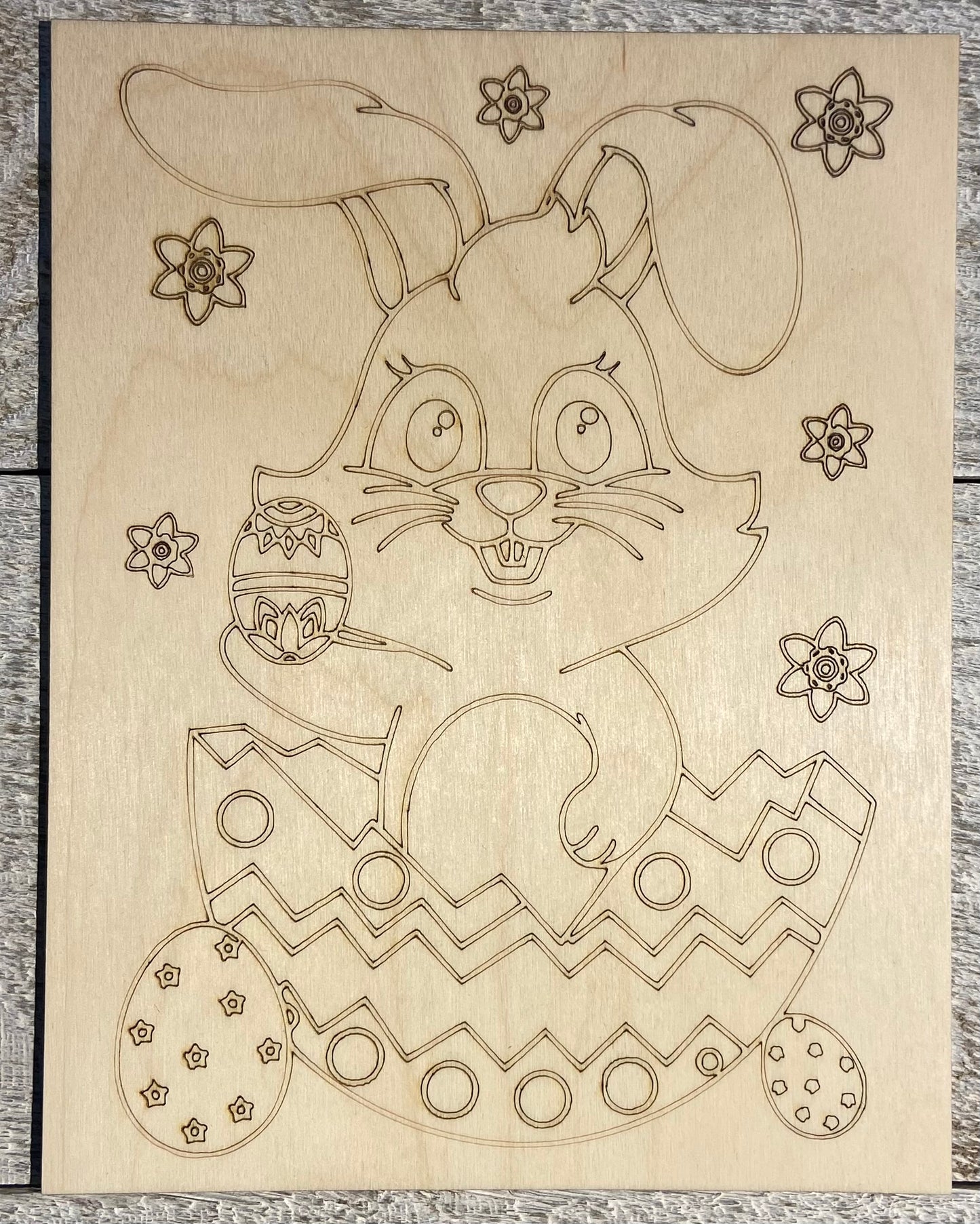 Wood Coloring Board - 1/8" Plywood - 7x9 Easter Bunny in Egg