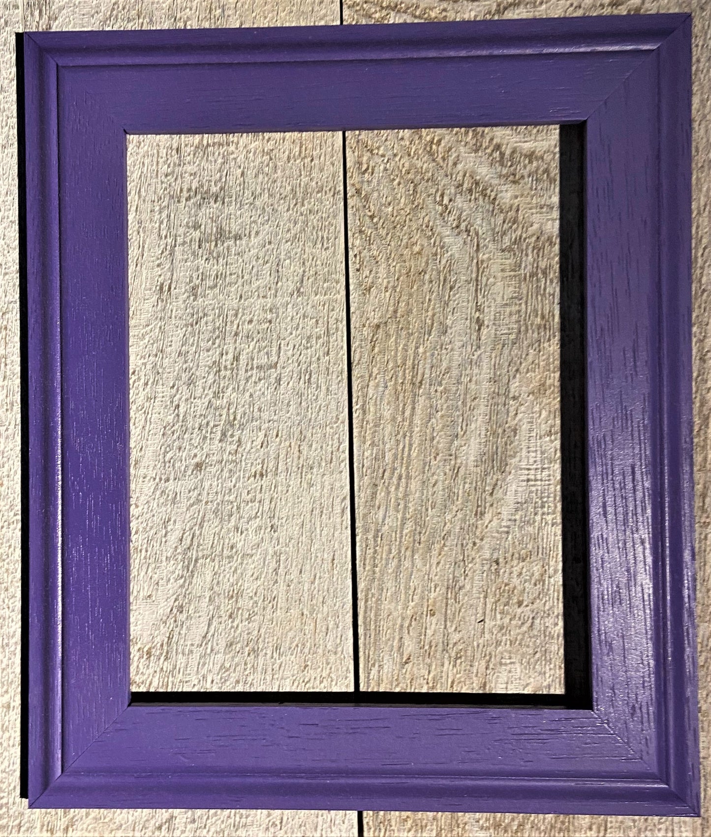 Picture Frame 1-3/4" Grape F010-218