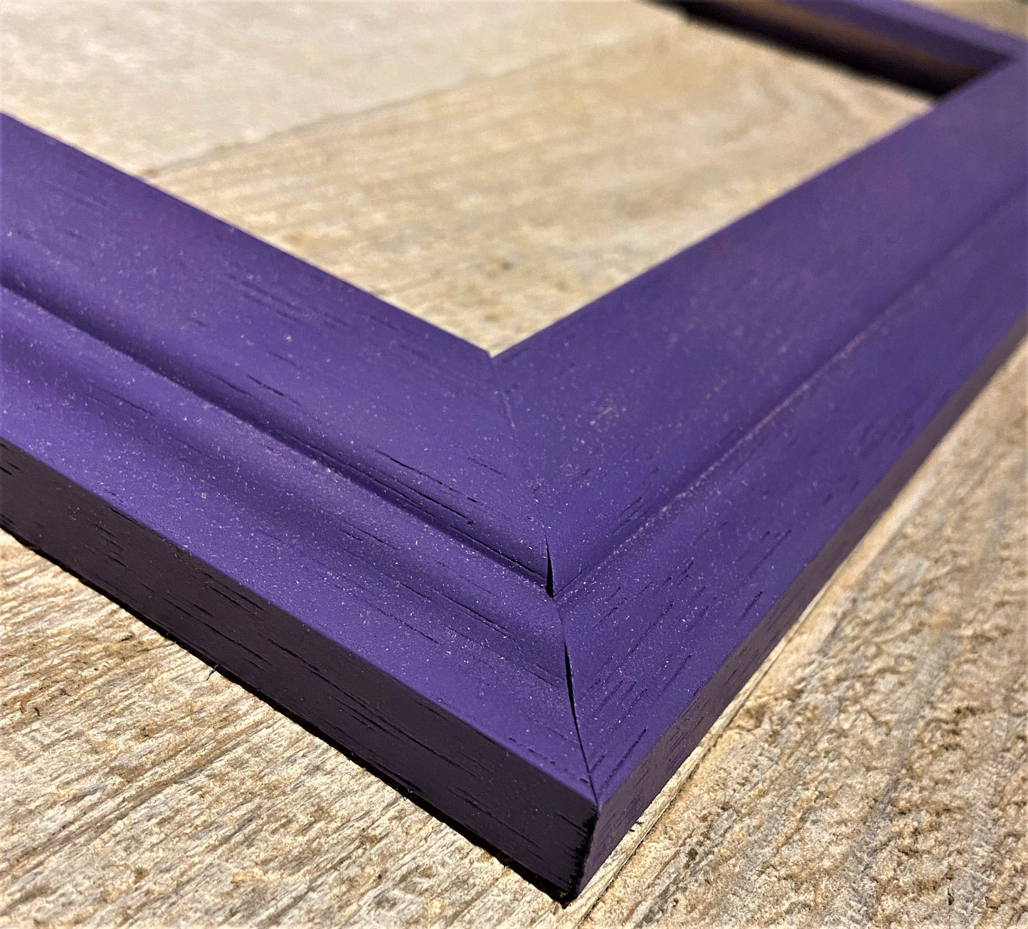 Picture Frame 1-3/4" Grape F010-218
