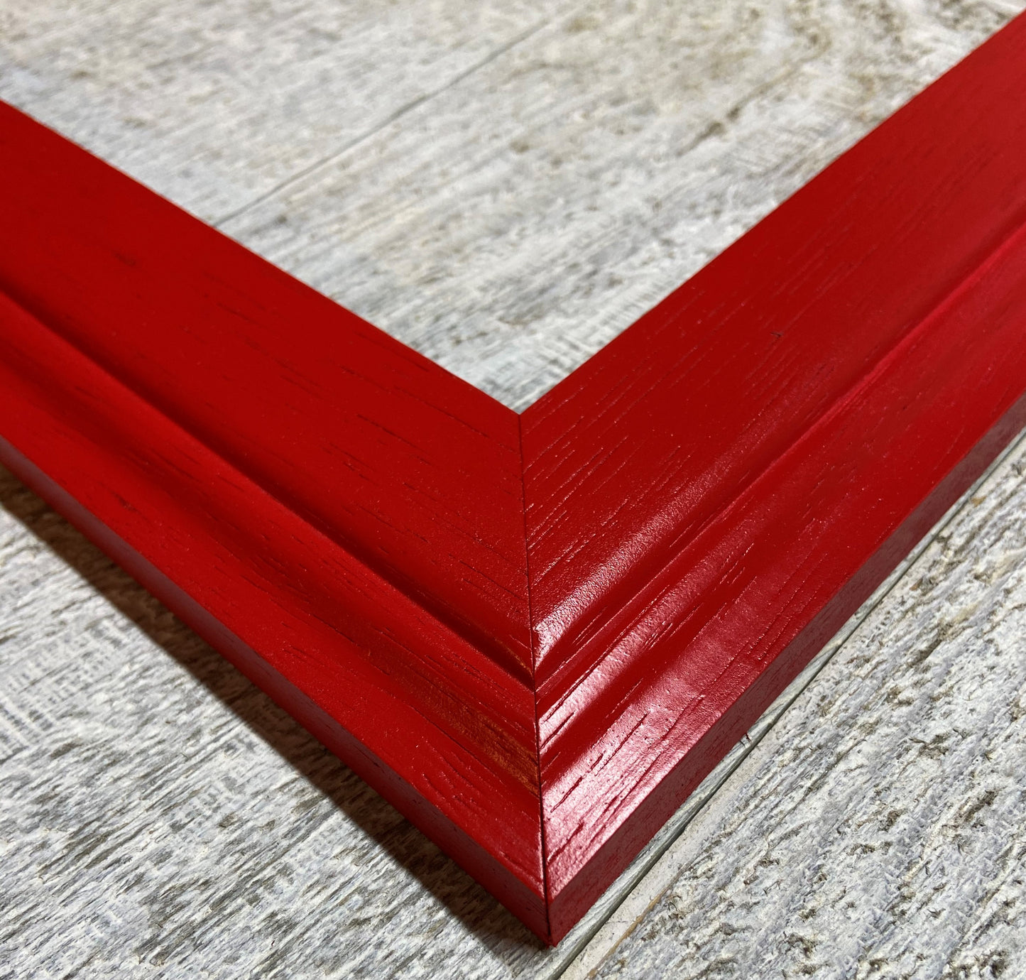 Picture Frame 1-3/4" Apple Red F010-253