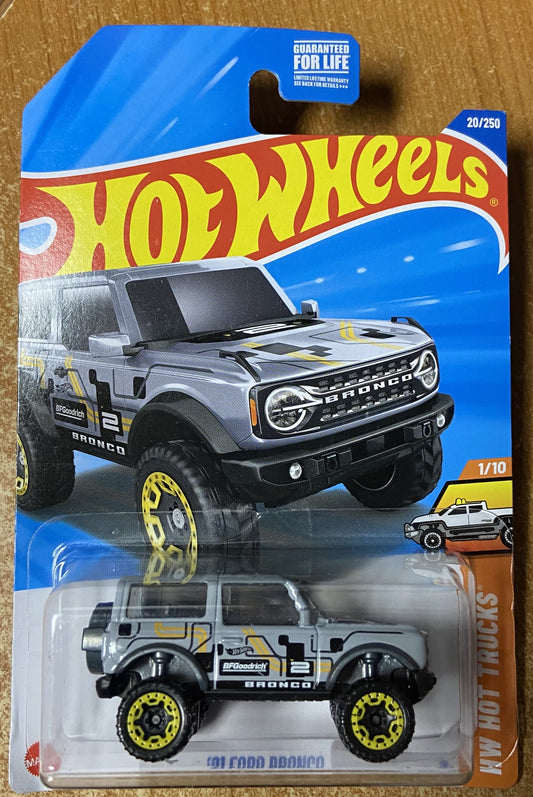 2025 Hot Wheels #20 21 Ford Bronco GRAY