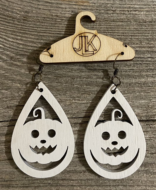 Pumpkin Wood Earrings, White