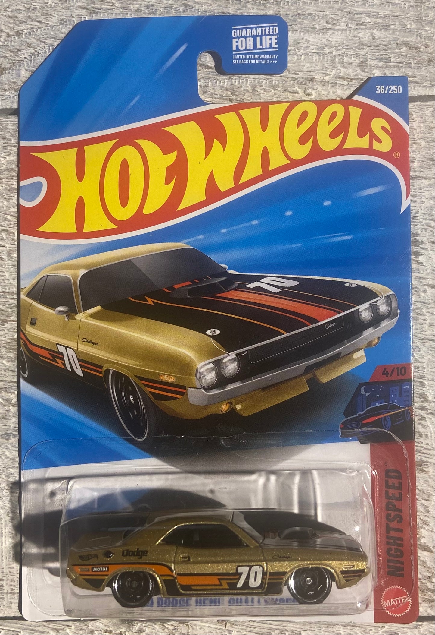 2026 Hot Wheels #36 70 Dodge Hemi Challenger GOLD