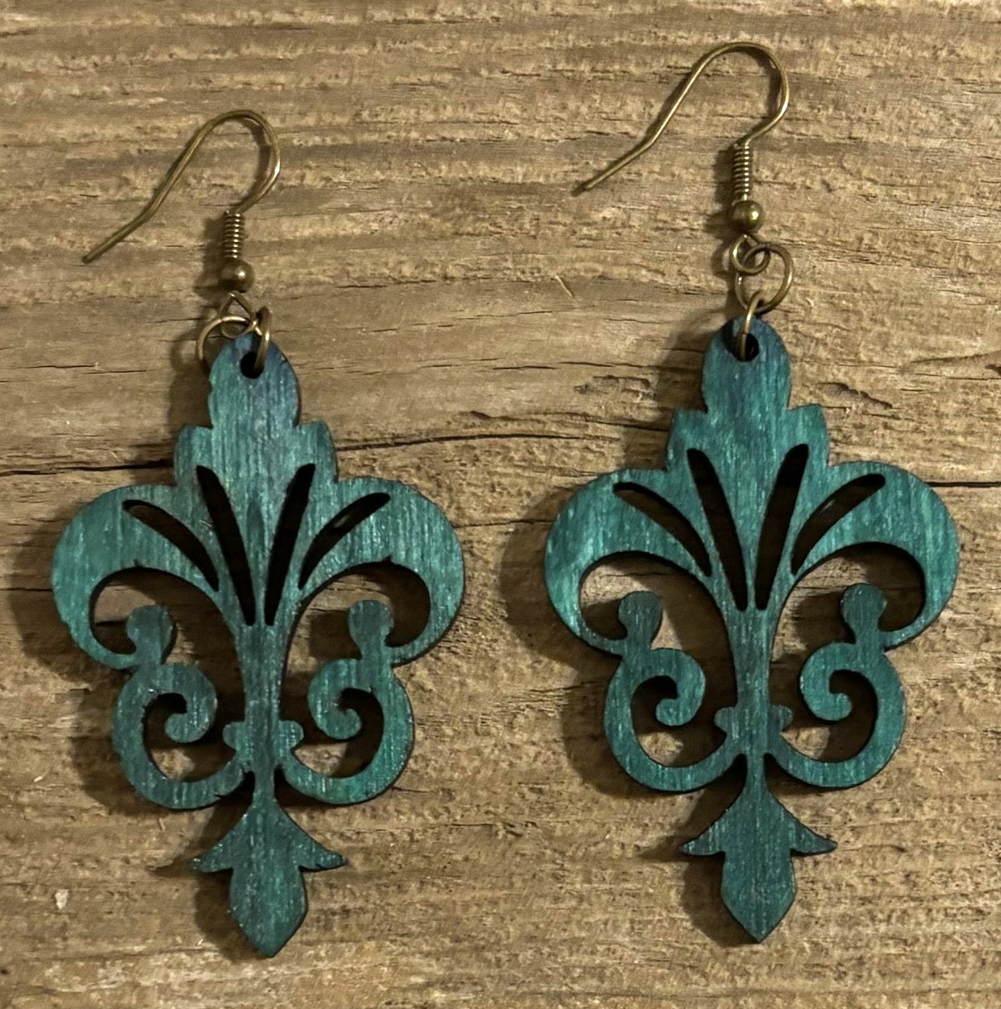 Decorative Wood Earrings, Green Dye