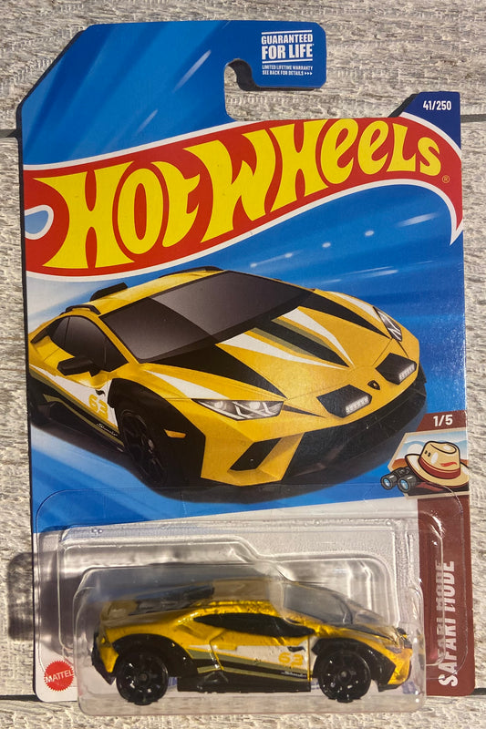 2025 Hot Wheels #41 Lamorghini Huracan Sterrato YELLOW