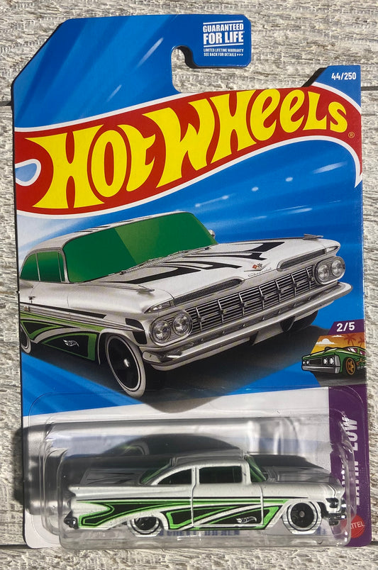 2026 Hot Wheels #44 59 Chevy Impala WHITE