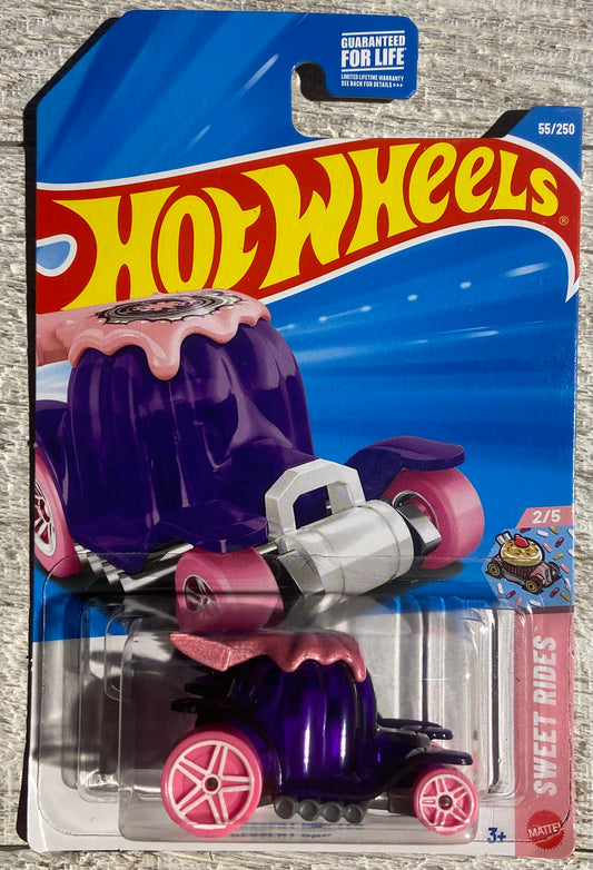 2026 Hot Wheels #55 Dessert Drifter PURPLE