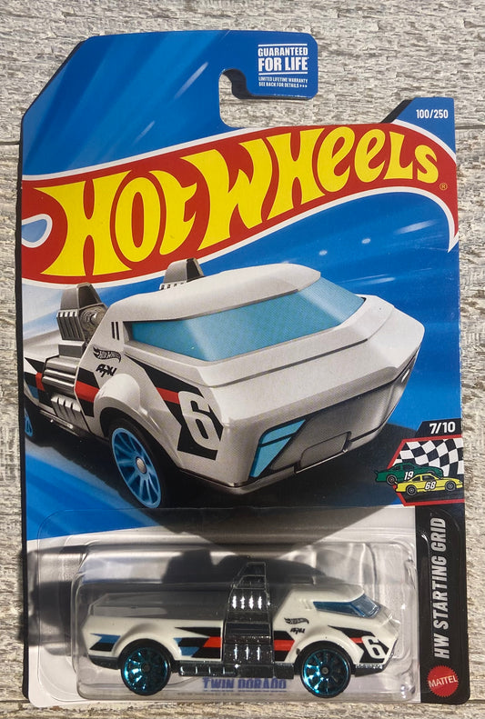 2026 Hot Wheels #100 Twin Dornado WHITE