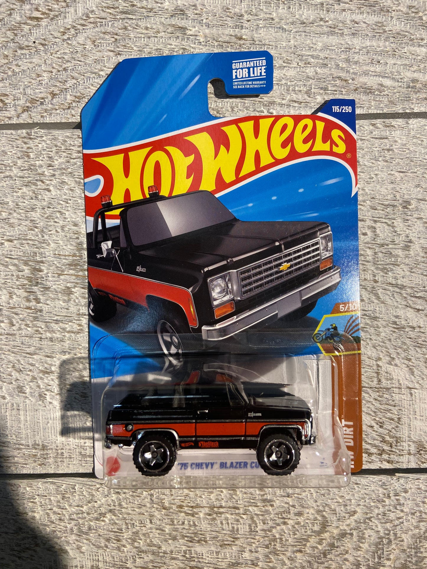 2025 Hot Wheels #115 75 Chevy Blazer Custom BLACK