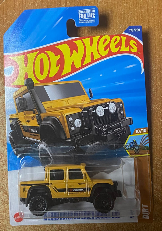 2025 Hot Wheels #179 15 Land Rover Defender Double Cab YELLOW