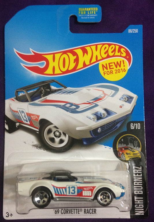 2016 Hot Wheels #86 69 Corvette Racer