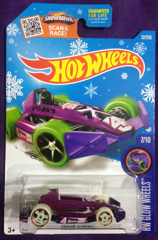 2016 Hot Wheels Snowflake #52 Arrow Dymanic