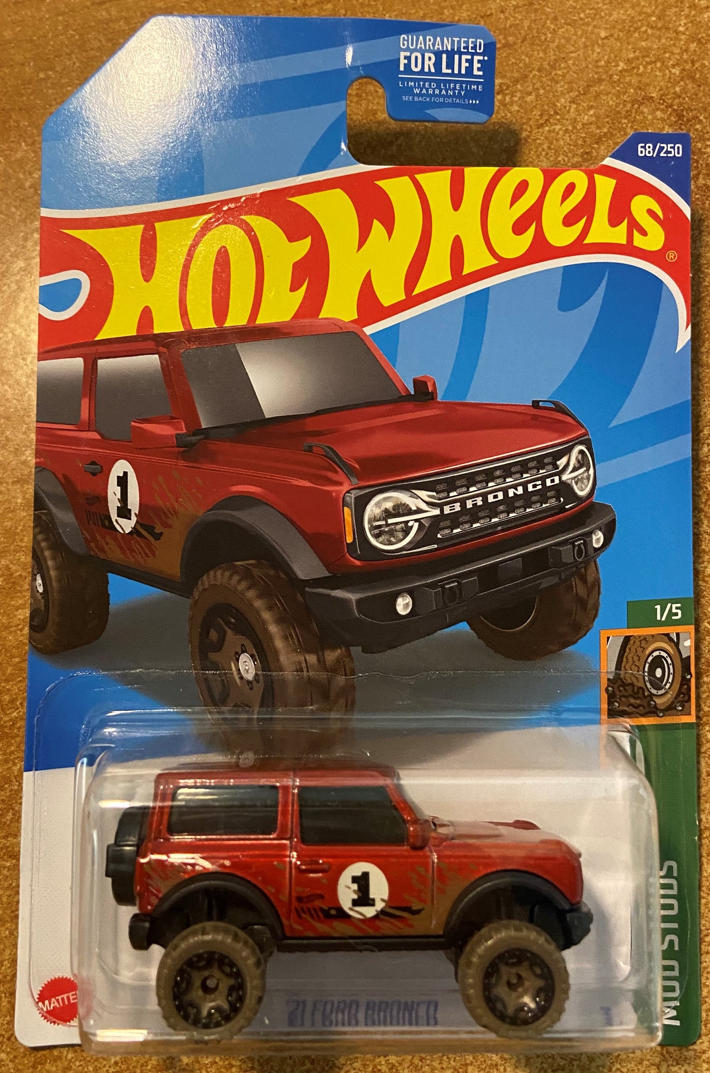 2022 Hot Wheels #68 21 Ford Bronco RED