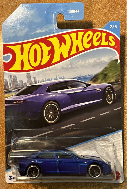 2022 Hot Wheels Luxury Sedans #2 Lamborghini Etoque
