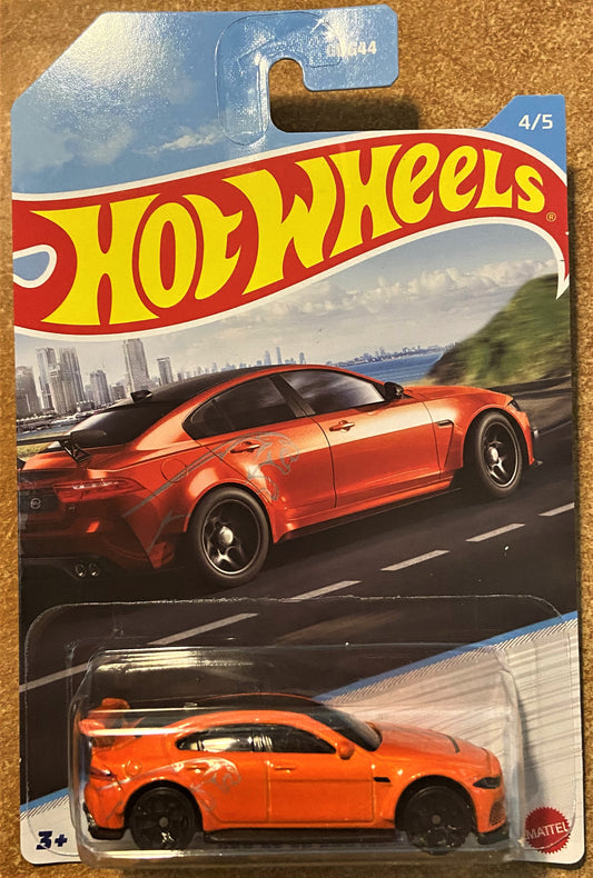 2022 Hot Wheels Luxury Sedans #4 Jaguar XE SV Project 8