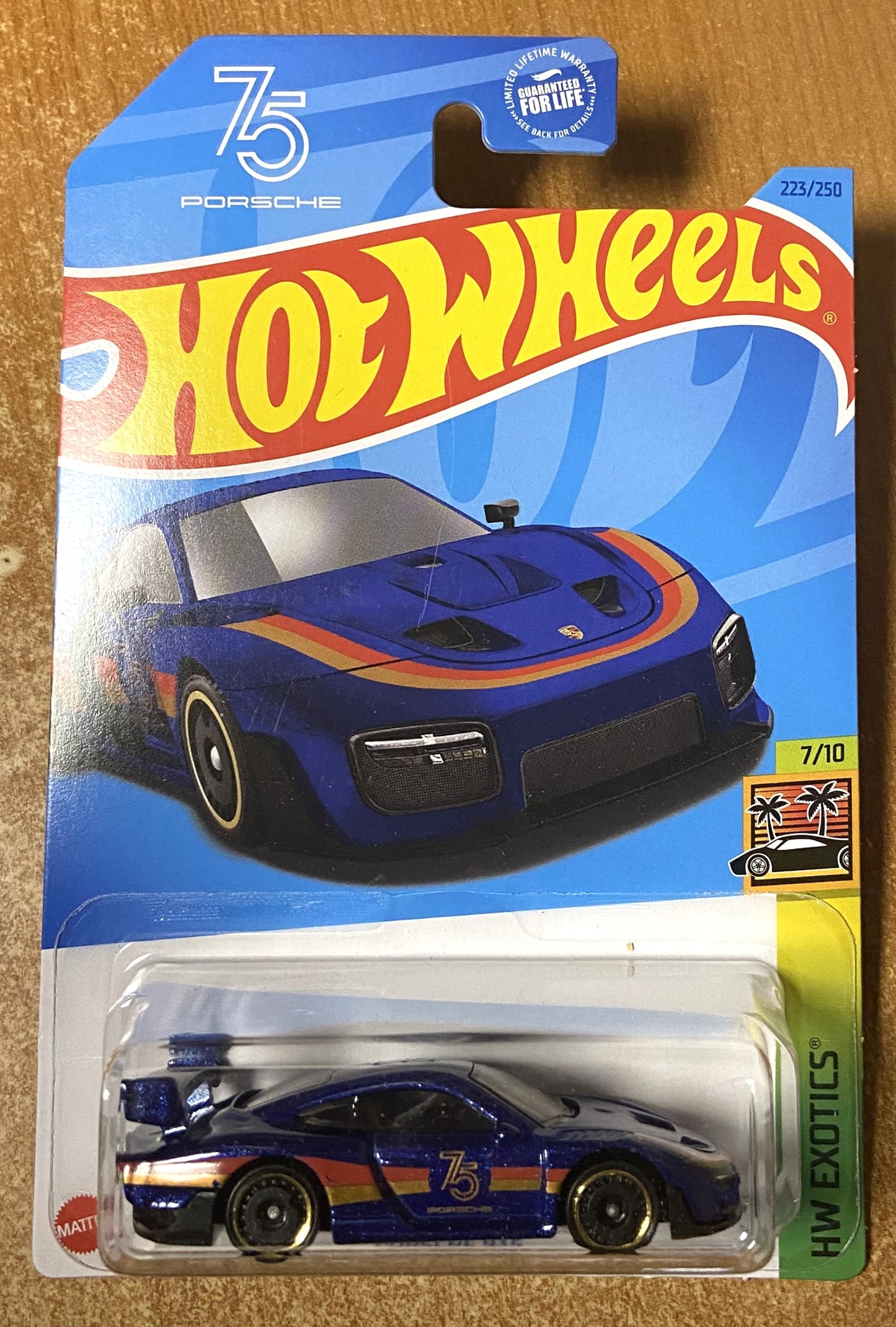 2023 Hot Wheel #223 Porsche 935 BLUE