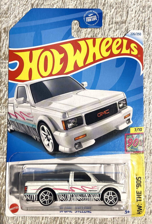 2024 Hot Wheels #226 91 GMC Syclone WHITE