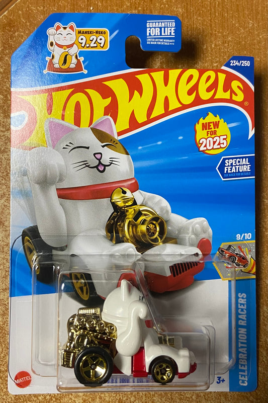 2025 Hot Wheels #234 Feline Lucky WHITE