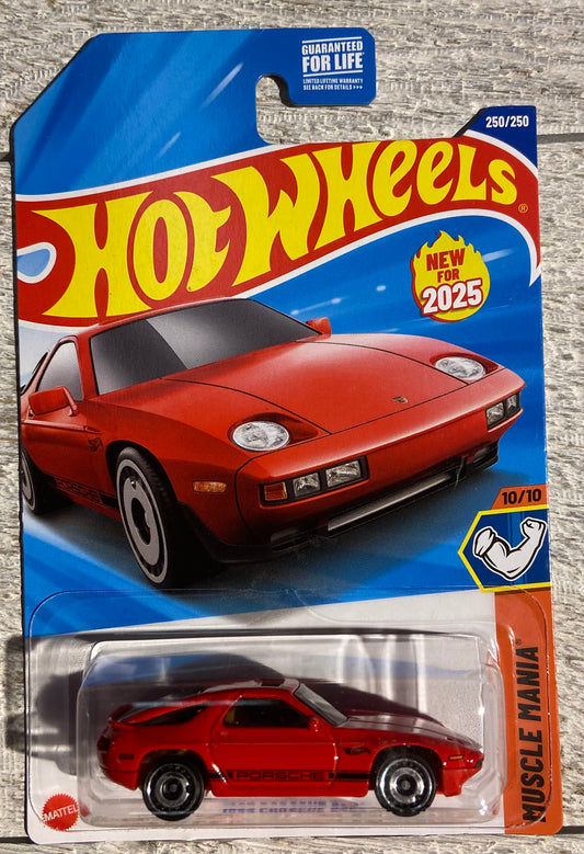 2025 Hot Wheels #250 1983 Porsche 928S RED