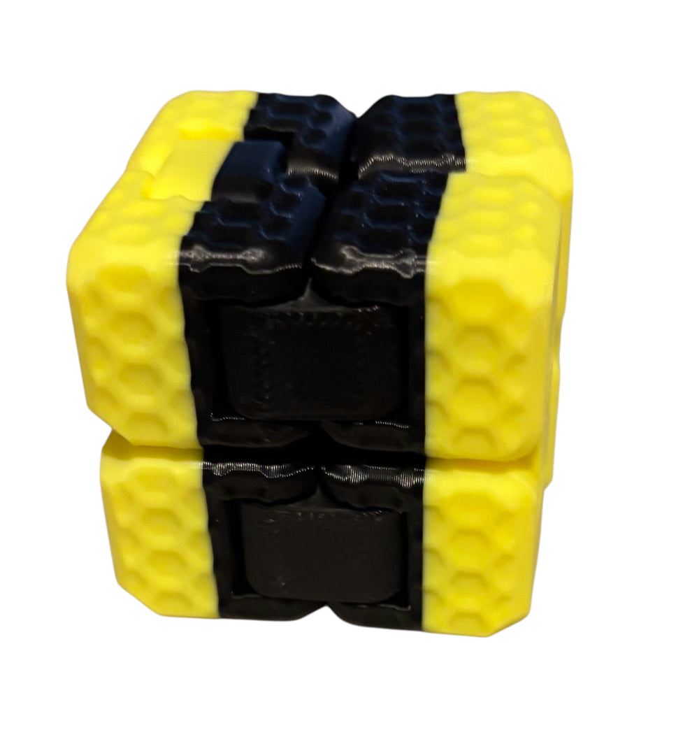 Fidget Cube - Black / Yellow