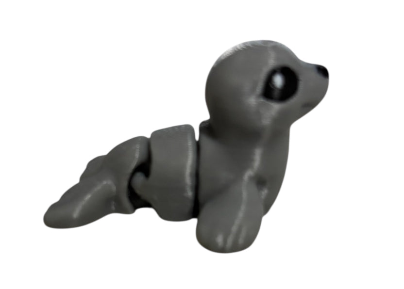 Seal Hatchling-Gray/black