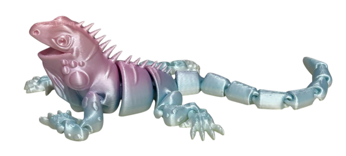 3D Printed - 12" Iguana - Iridescent Prism