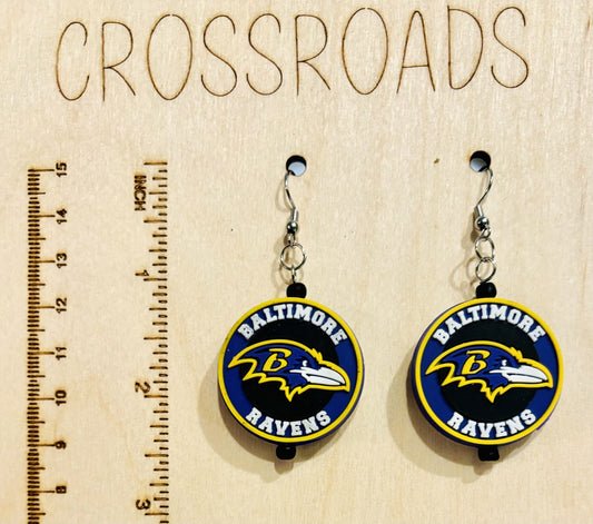 Focal Bead Earrings Ravens - B096