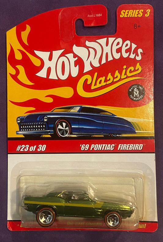 2007 Hot Wheels Classic Series 3 #23 69 Pontiac Firebird GREEN