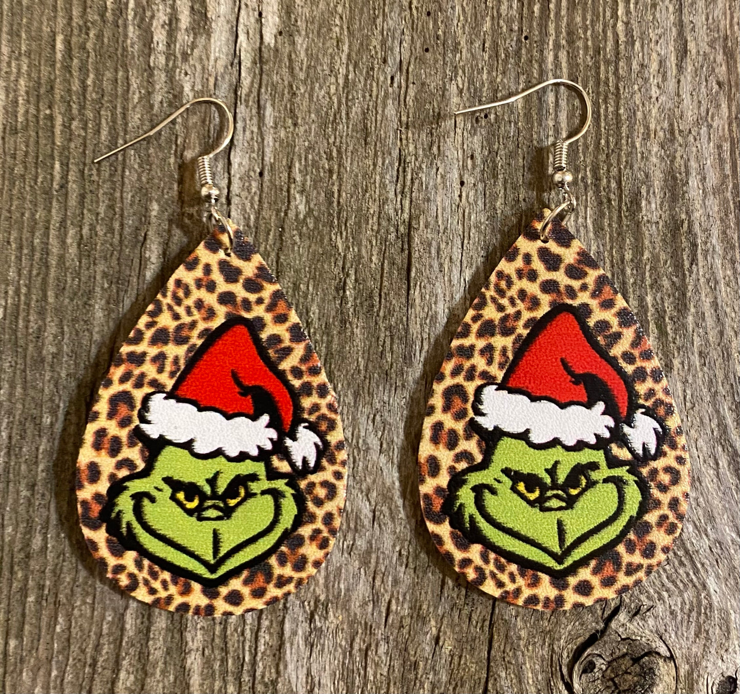 Grinch Leopard Print Teardrop Christmas Earrings